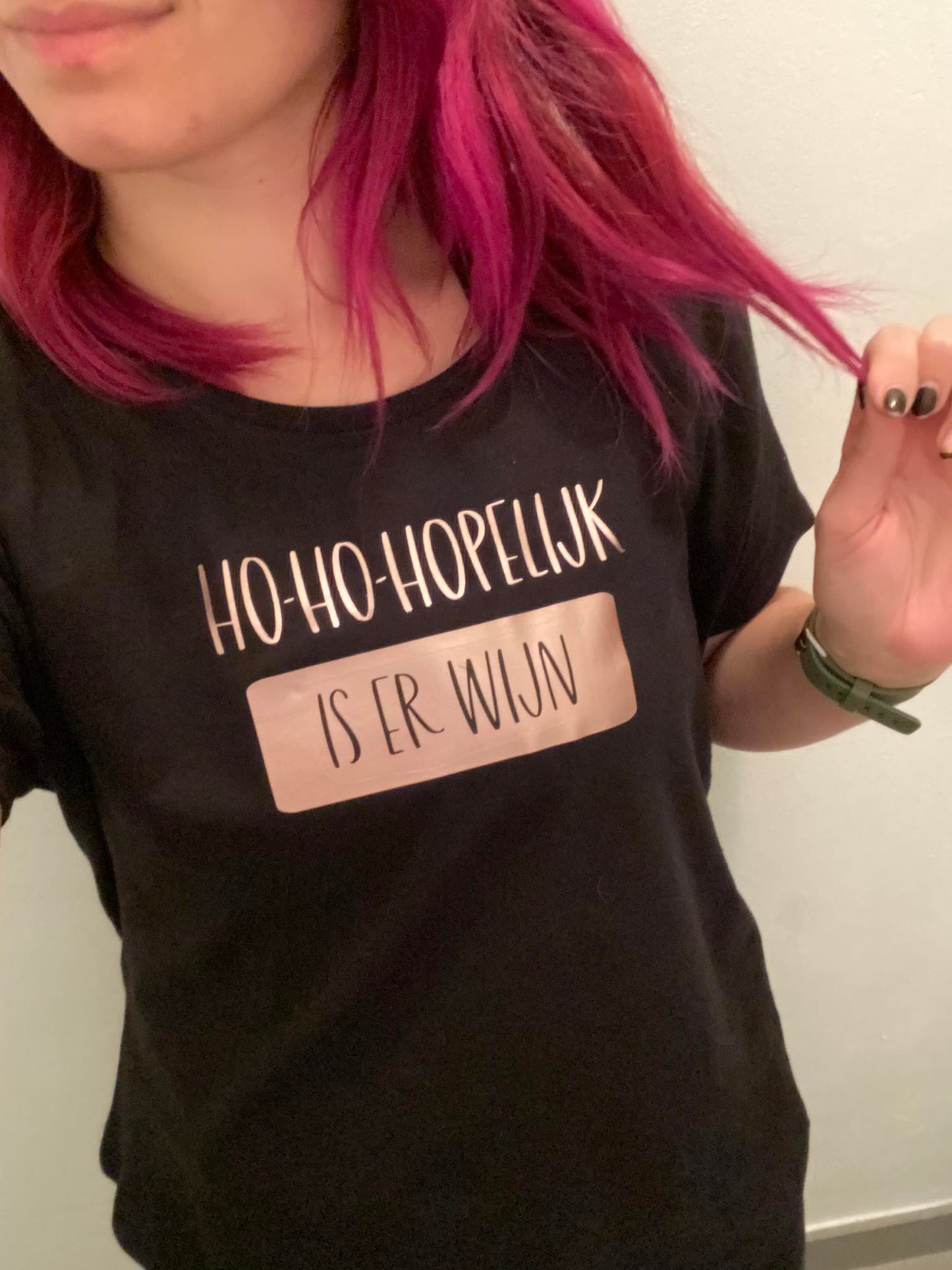 Ho-ho-hopelijk is er wijn - Tshirt